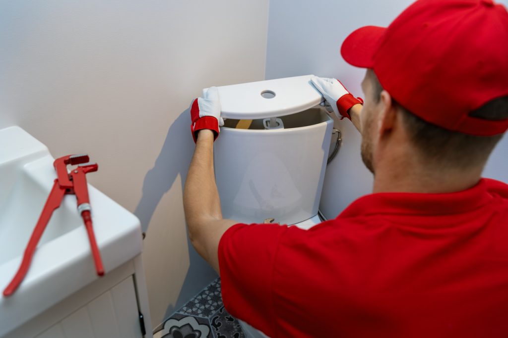How Does a Toilet Tank Work?
